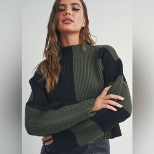 Ribbed Colorblock Mock Neck Sweater - Olive & Black